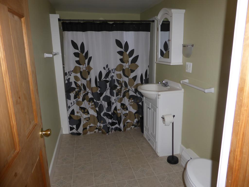 79 North Pownal Road Pownal, VT 05260 - Photo 19 of 35