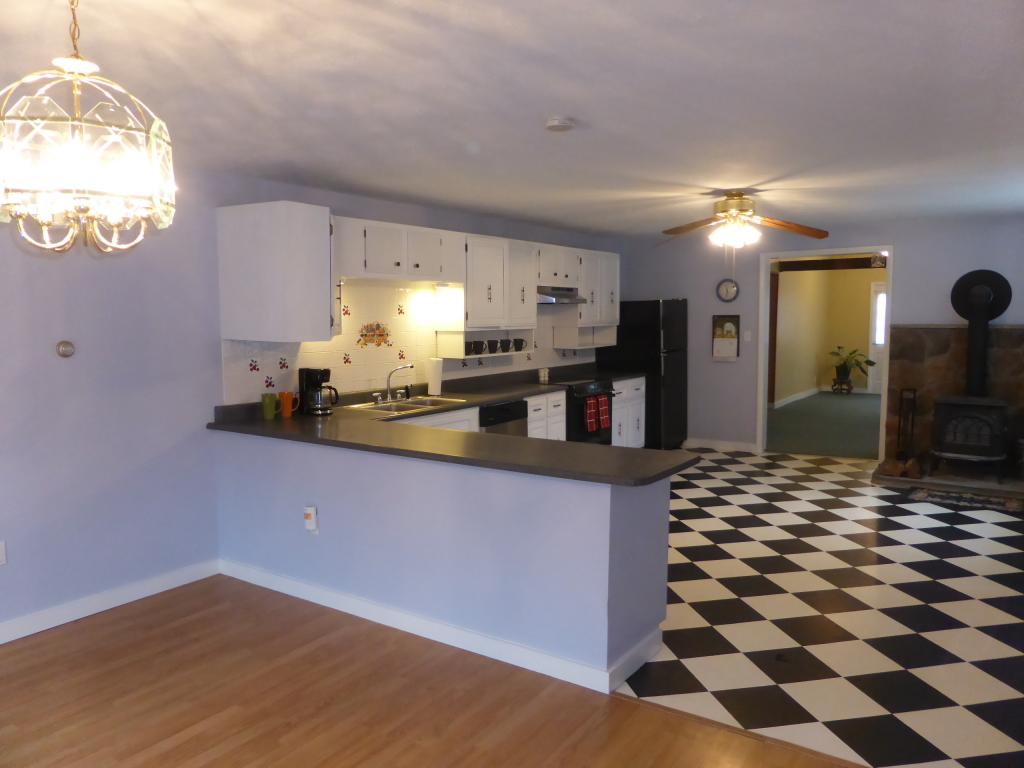 79 North Pownal Road Pownal, VT 05260 - Photo 8 of 35