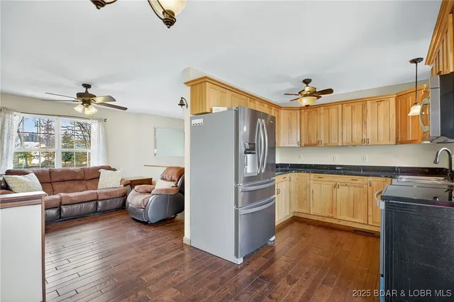 $365,000 | 557 Ball Park Road, Camdenton, MO 65020