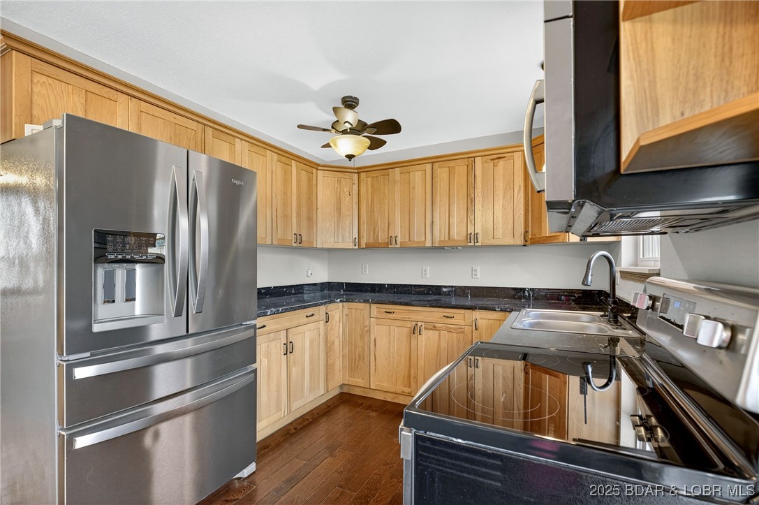 557 Ball Park Road Camdenton, MO 65020 - Photo 12 of 52 Kitchen