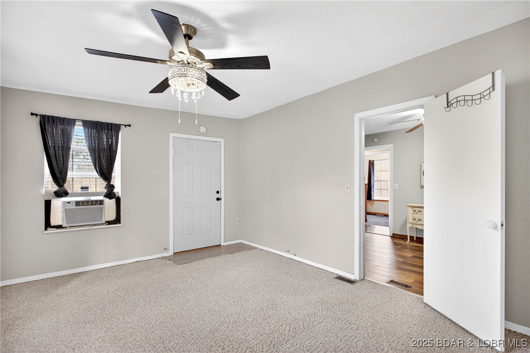 557 Ball Park Road Camdenton, MO 65020 - Photo 22 of 52 Primary suite w/ bonus room