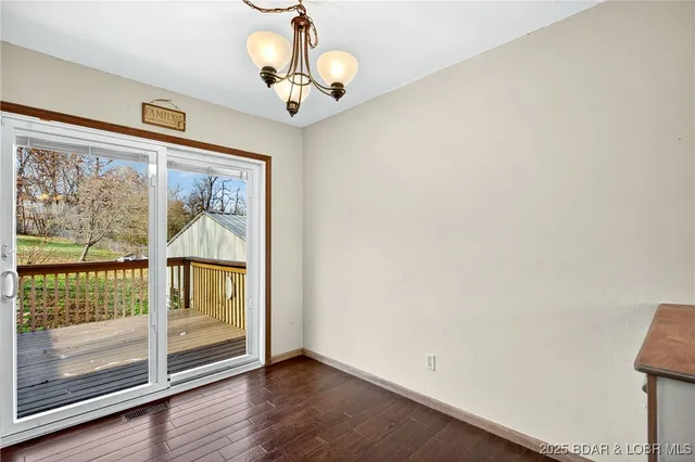 $365,000 | 557 Ball Park Road, Camdenton, MO 65020