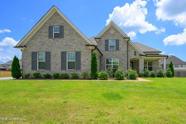 $450,000 | 4432 John Wood Lane, Olive Branch, MS 38654
