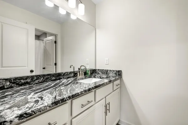 $450,000 | 4432 John Wood Lane, Olive Branch, MS 38654