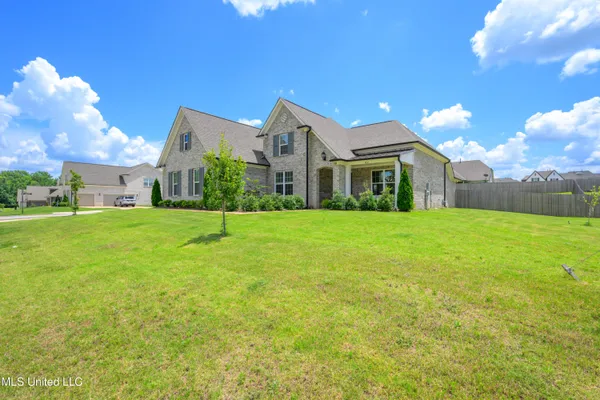 $450,000 | 4432 John Wood Lane, Olive Branch, MS 38654