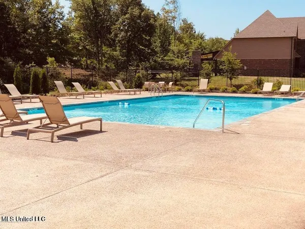 $450,000 | 4432 John Wood Lane, Olive Branch, MS 38654