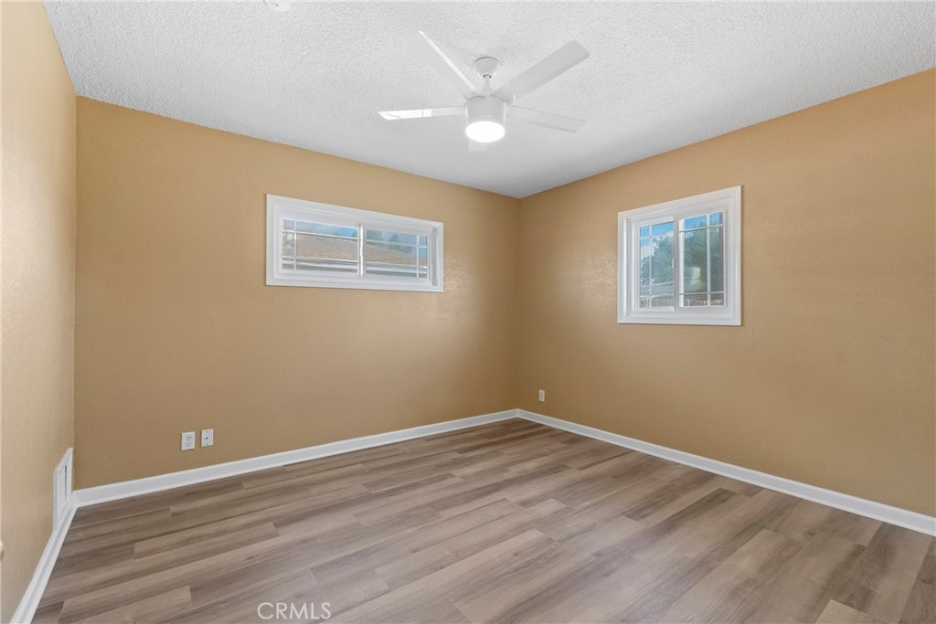 4127 Goodman Street Riverside, CA 92503 - Photo 11 of 19