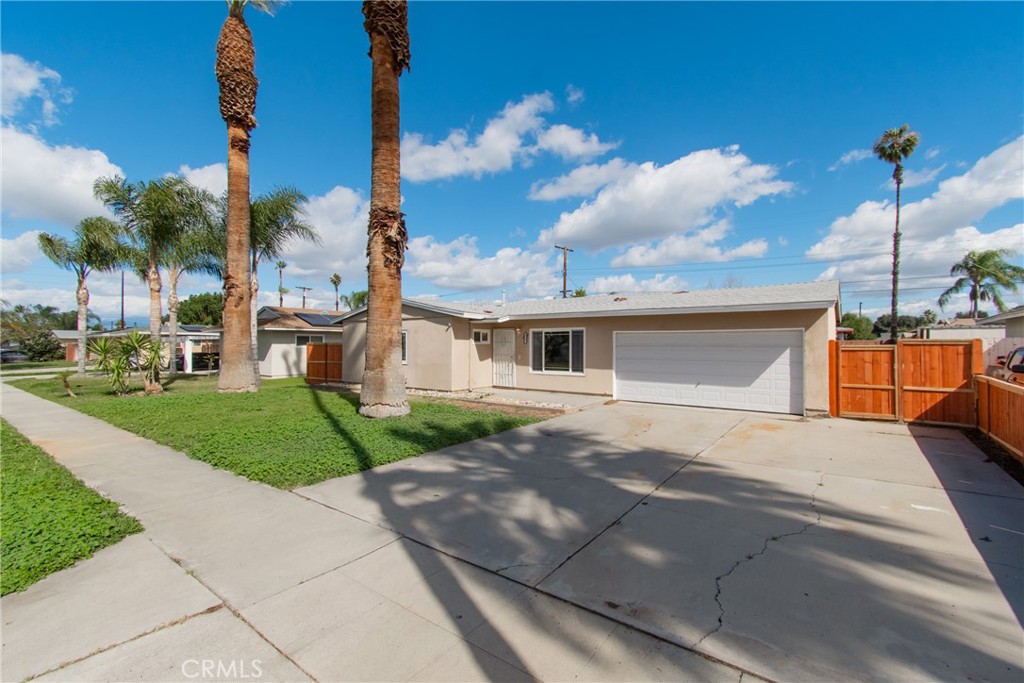 4127 Goodman Street Riverside, CA 92503 - Photo 18 of 19