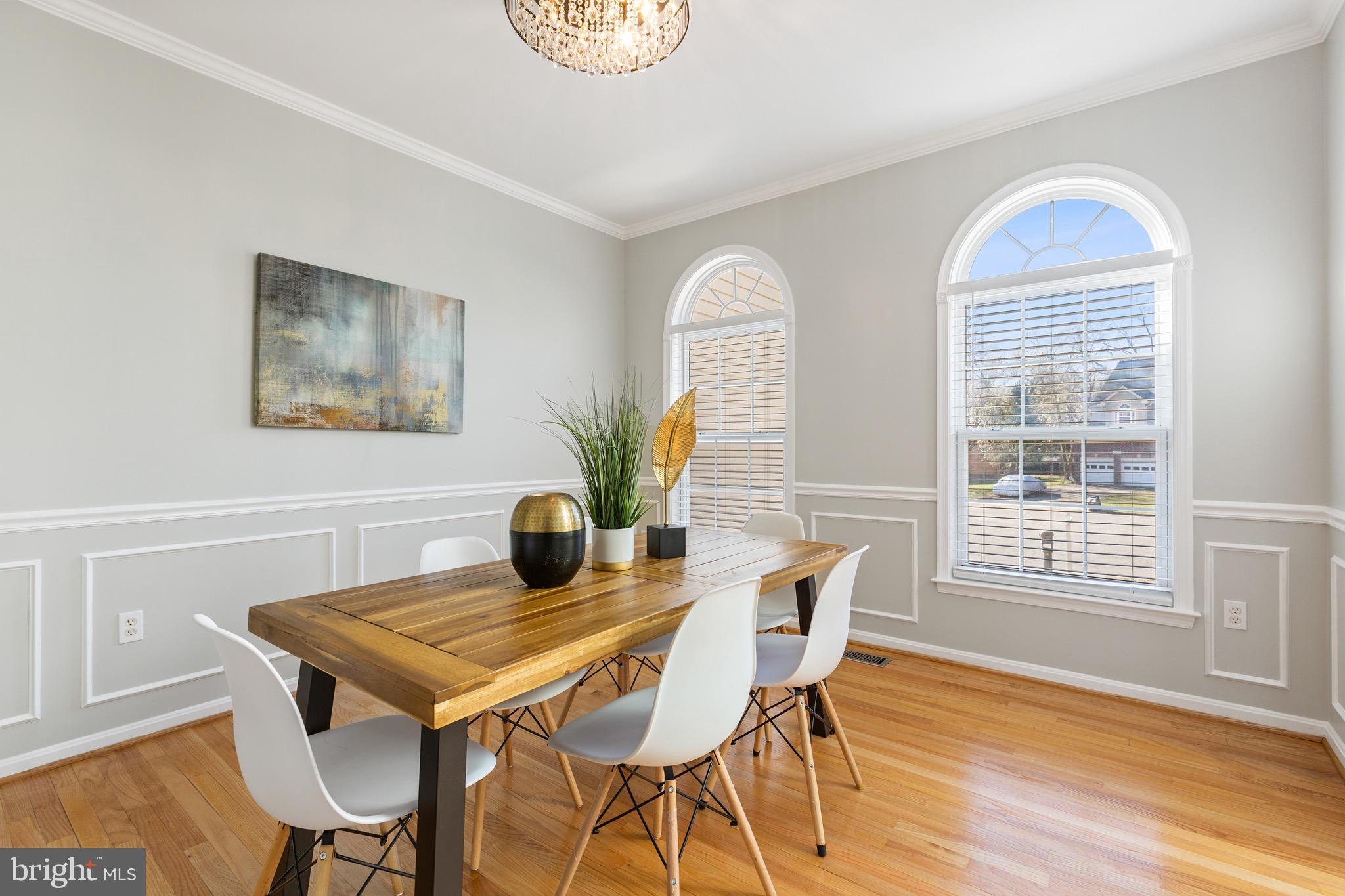 11400 Belvidere Road Bowie, MD 20721 - Photo 11 of 49 Shadowboxing, chair railing and crown molding