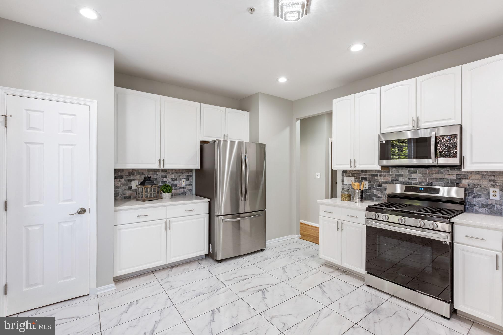 11400 Belvidere Road Bowie, MD 20721 - Photo 15 of 49 New stainless steel appliances