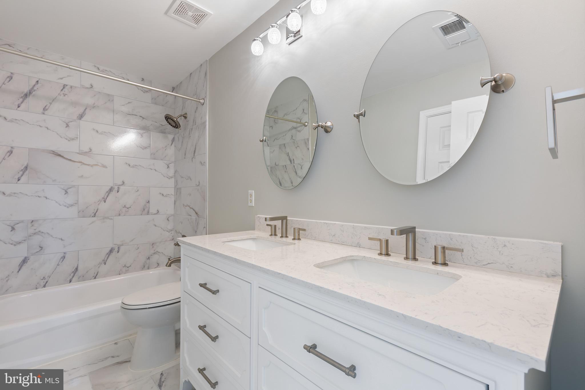 11400 Belvidere Road Bowie, MD 20721 - Photo 32 of 49 Gorgeous upper hallway bathroom.