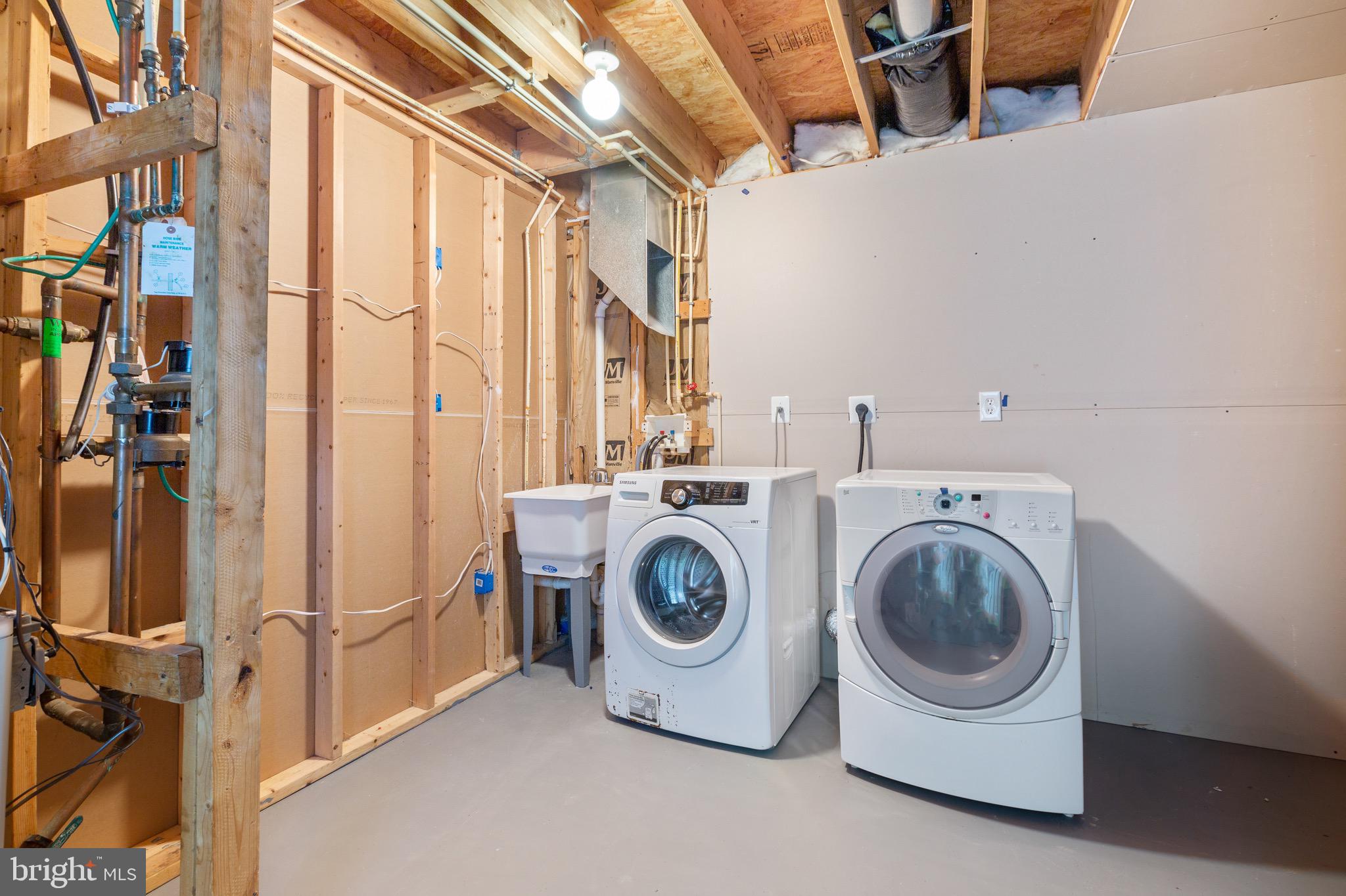 11400 Belvidere Road Bowie, MD 20721 - Photo 46 of 49 Laundry & utility room