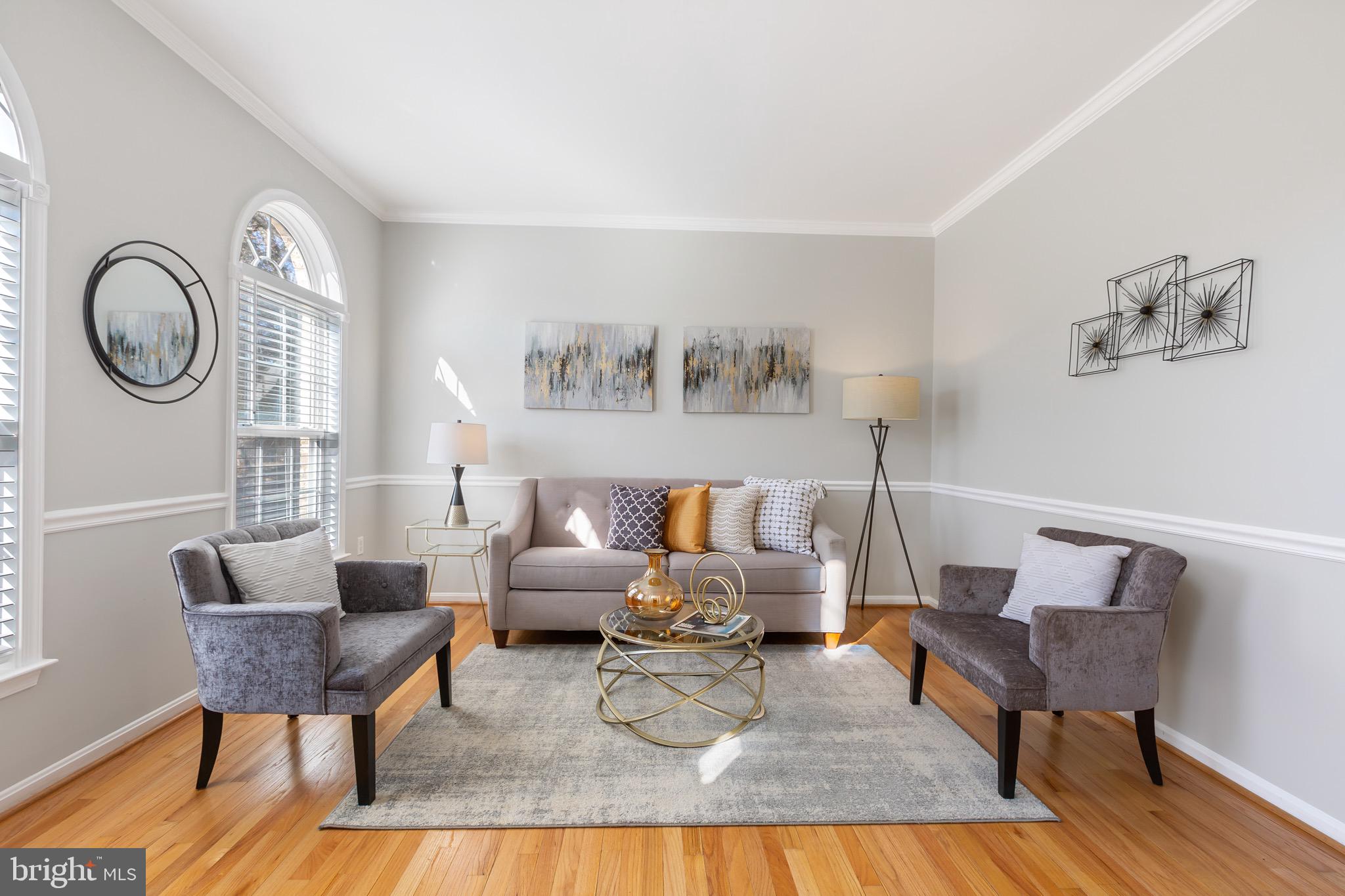 11400 Belvidere Road Bowie, MD 20721 - Photo 6 of 49 Bright separate living room
