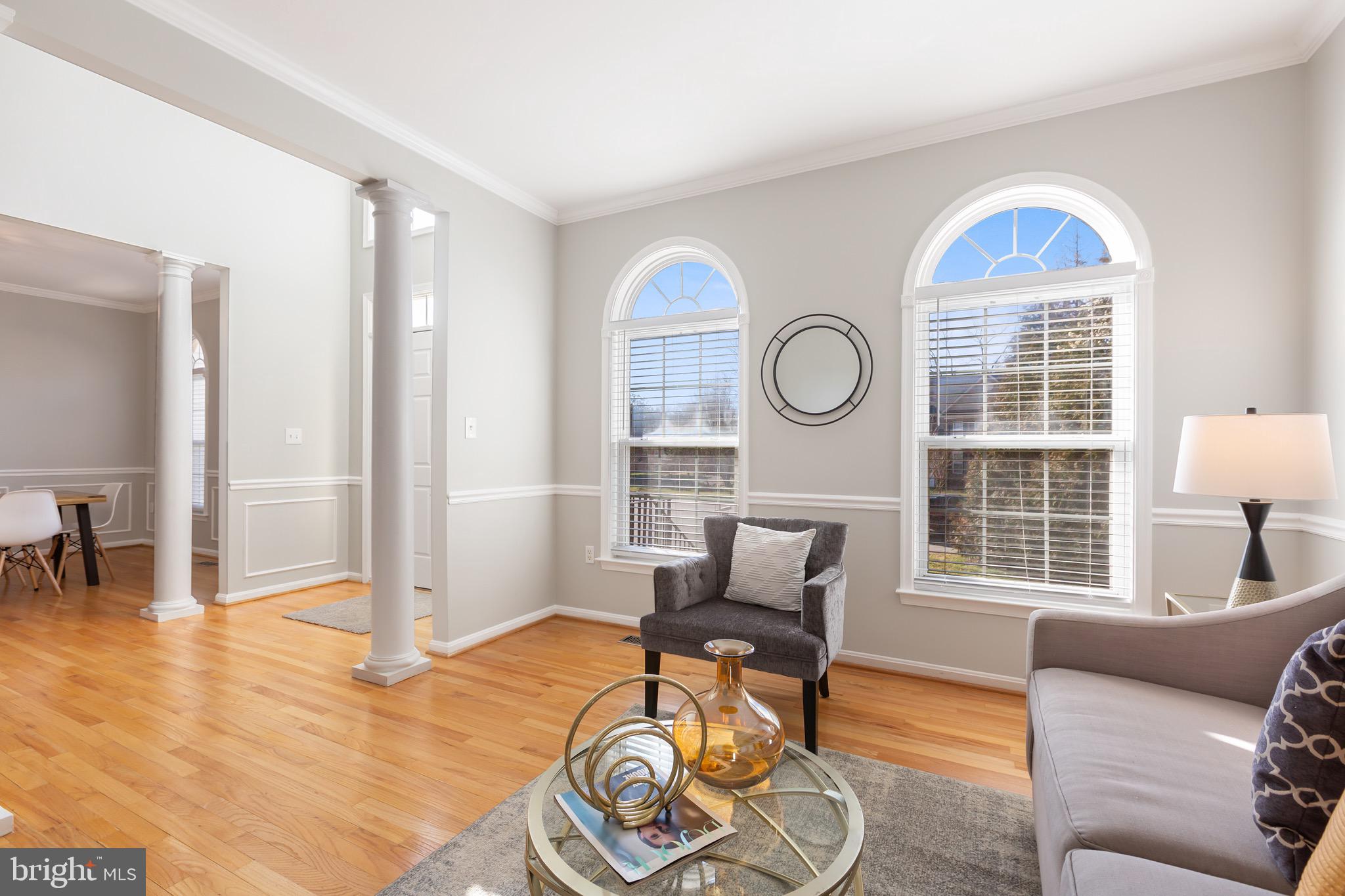 11400 Belvidere Road Bowie, MD 20721 - Photo 8 of 49 Beautiful arched windows