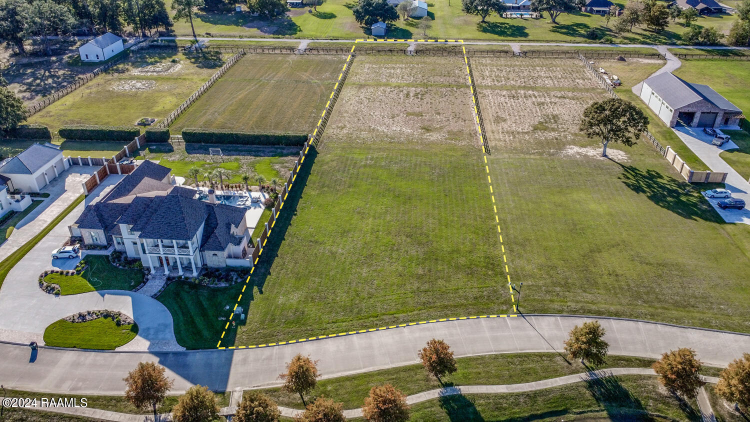 113 Hewitt Way Broussard, LA 70518 - Photo 1 of 10 Gallery Image 1