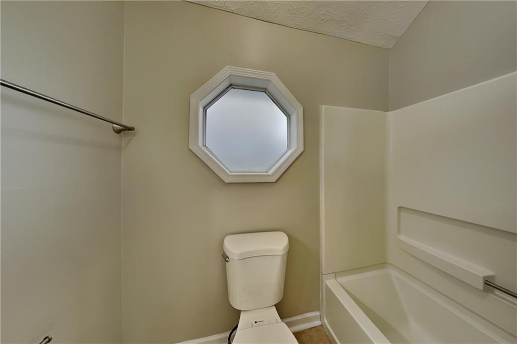 4440 Coventry Court Roswell, GA 30075 - Photo 14 of 38