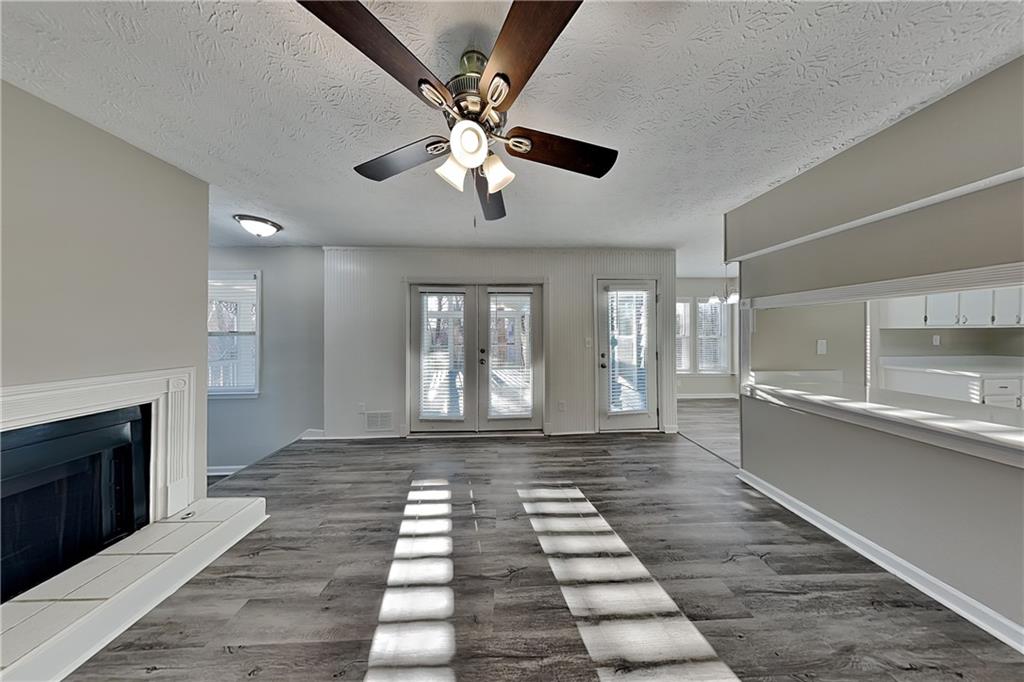4440 Coventry Court Roswell, GA 30075 - Photo 4 of 38