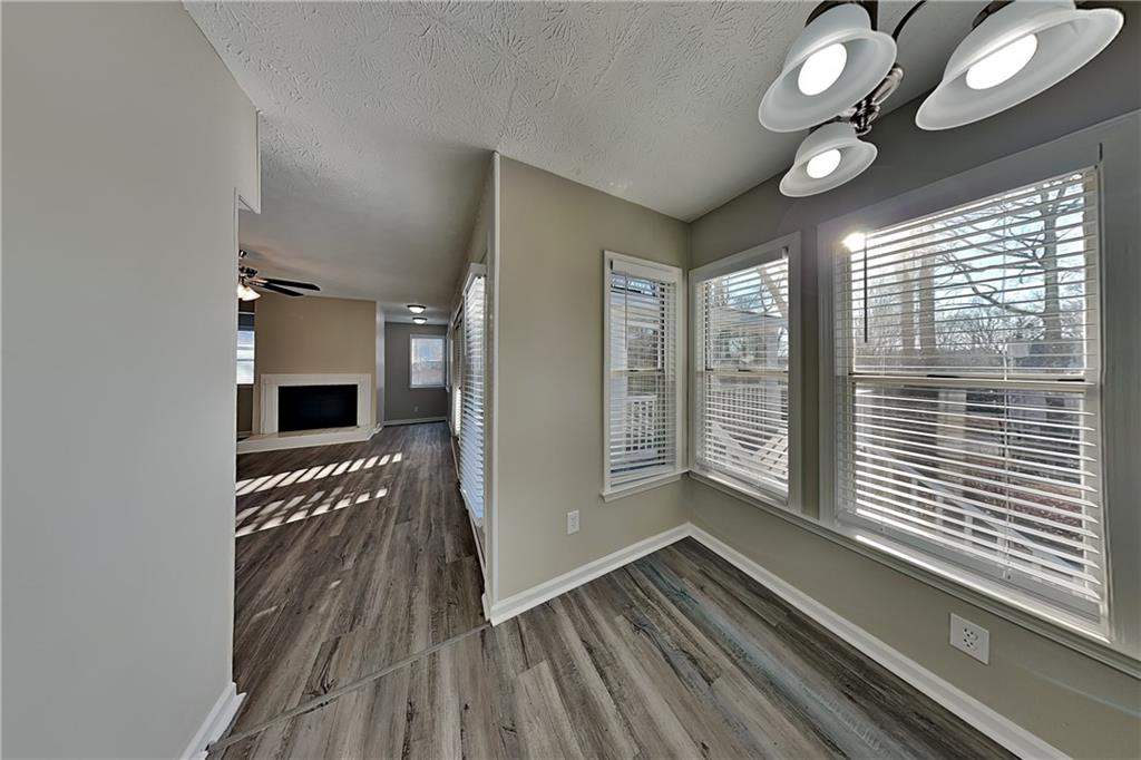4440 Coventry Court Roswell, GA 30075 - Photo 10 of 38