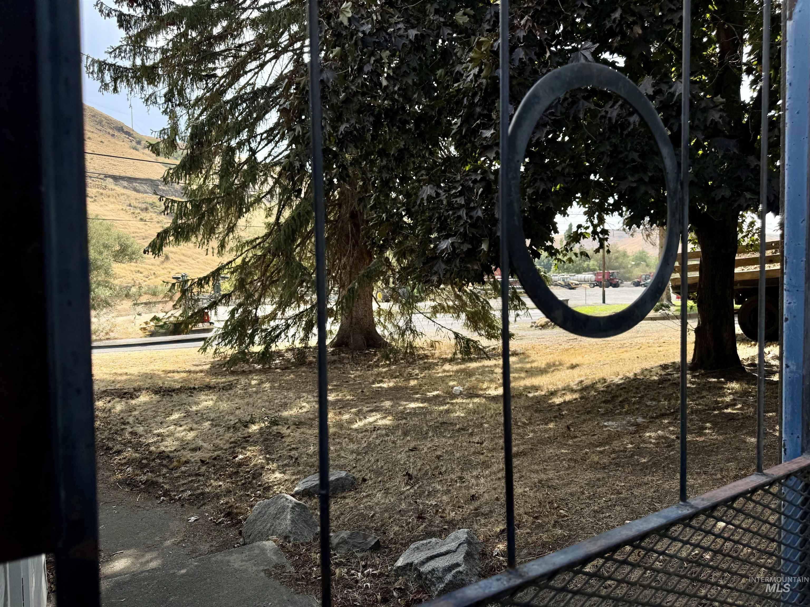 2395 Villard Street Pomeroy, WA 99347 - Photo 44 of 50 View of yard