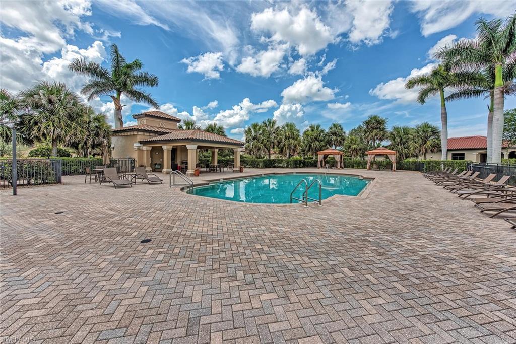 9126 Napoli Court, Unit 101 Naples, FL 34113 - Photo 21 of 32
