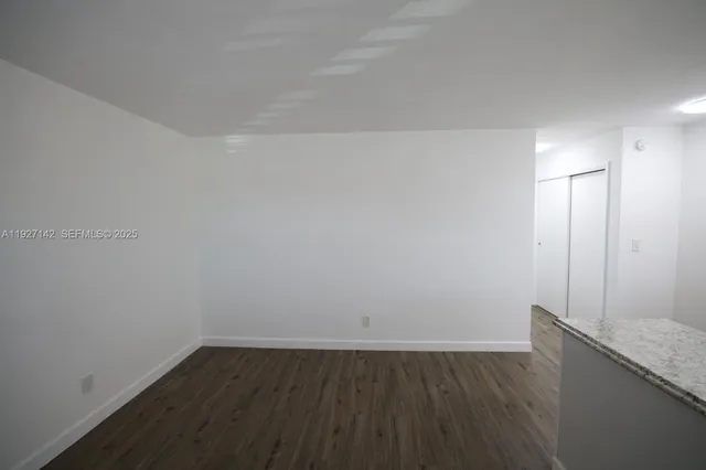 $1,650 | 1235 West 66th Street, Unit 15, Hialeah, FL 33012