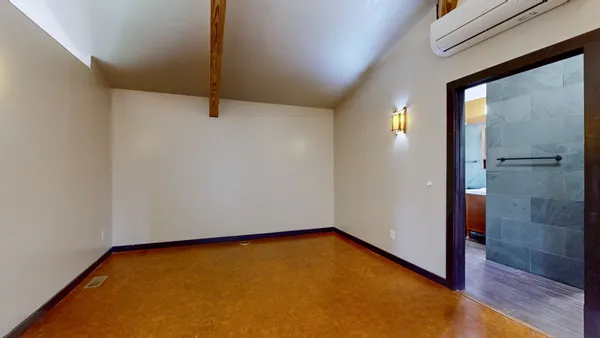 $450,000 | 205 Lewis Lane, Clinton, KY 42031