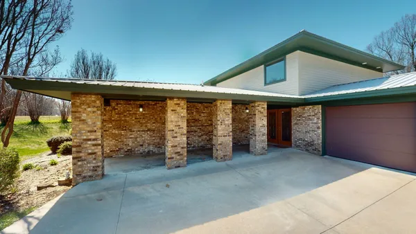 $450,000 | 205 Lewis Lane, Clinton, KY 42031