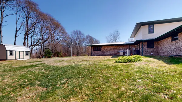 $450,000 | 205 Lewis Lane, Clinton, KY 42031