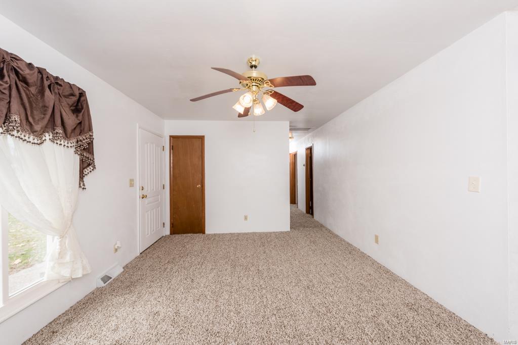 214 George Street Brighton, IL 62012 - Photo 2 of 28 Gallery Image 2