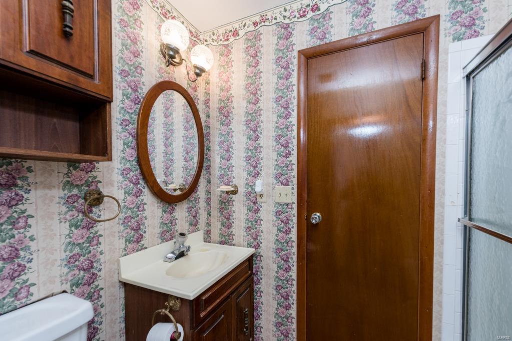 214 George Street Brighton, IL 62012 - Photo 12 of 28 Gallery Image 12