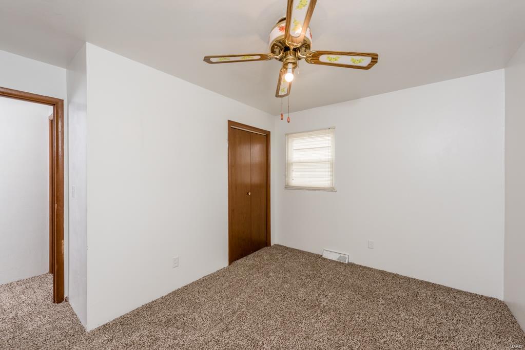 214 George Street Brighton, IL 62012 - Photo 18 of 28 Gallery Image 18