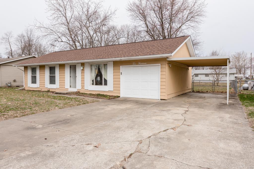214 George Street Brighton, IL 62012 - Photo 21 of 28 Gallery Image 21