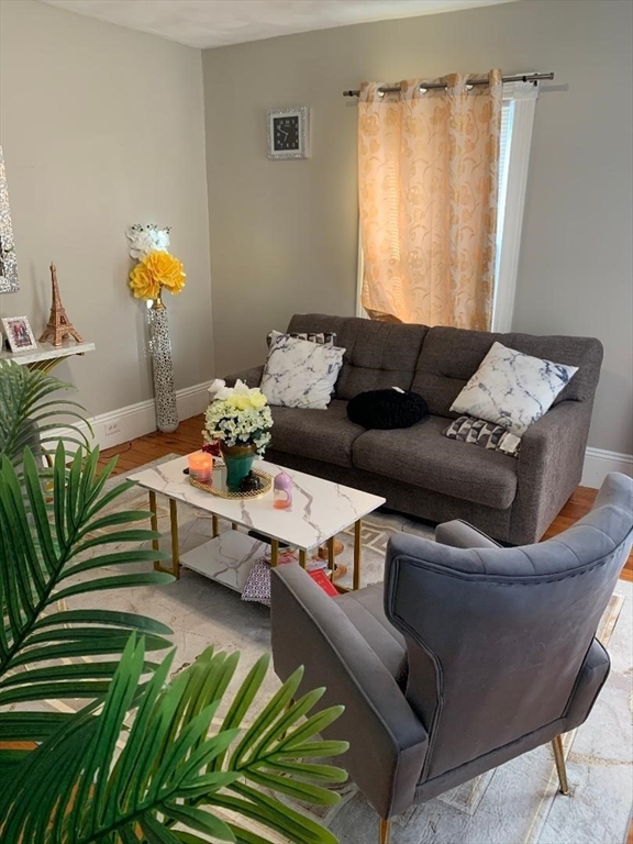 6 Beckman Street Worcester, MA 01607 - Photo 13 of 38