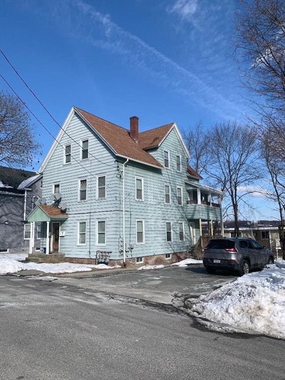 6 Beckman Street Worcester, MA 01607 - Photo 2 of 38