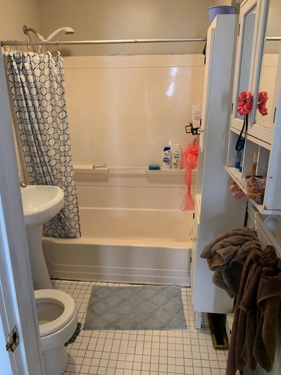 6 Beckman Street Worcester, MA 01607 - Photo 29 of 38