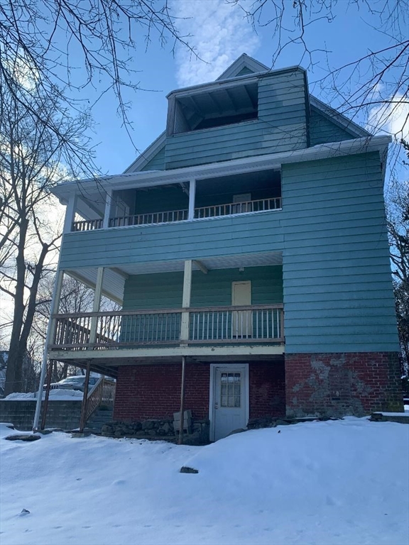 6 Beckman Street Worcester, MA 01607 - Photo 6 of 38