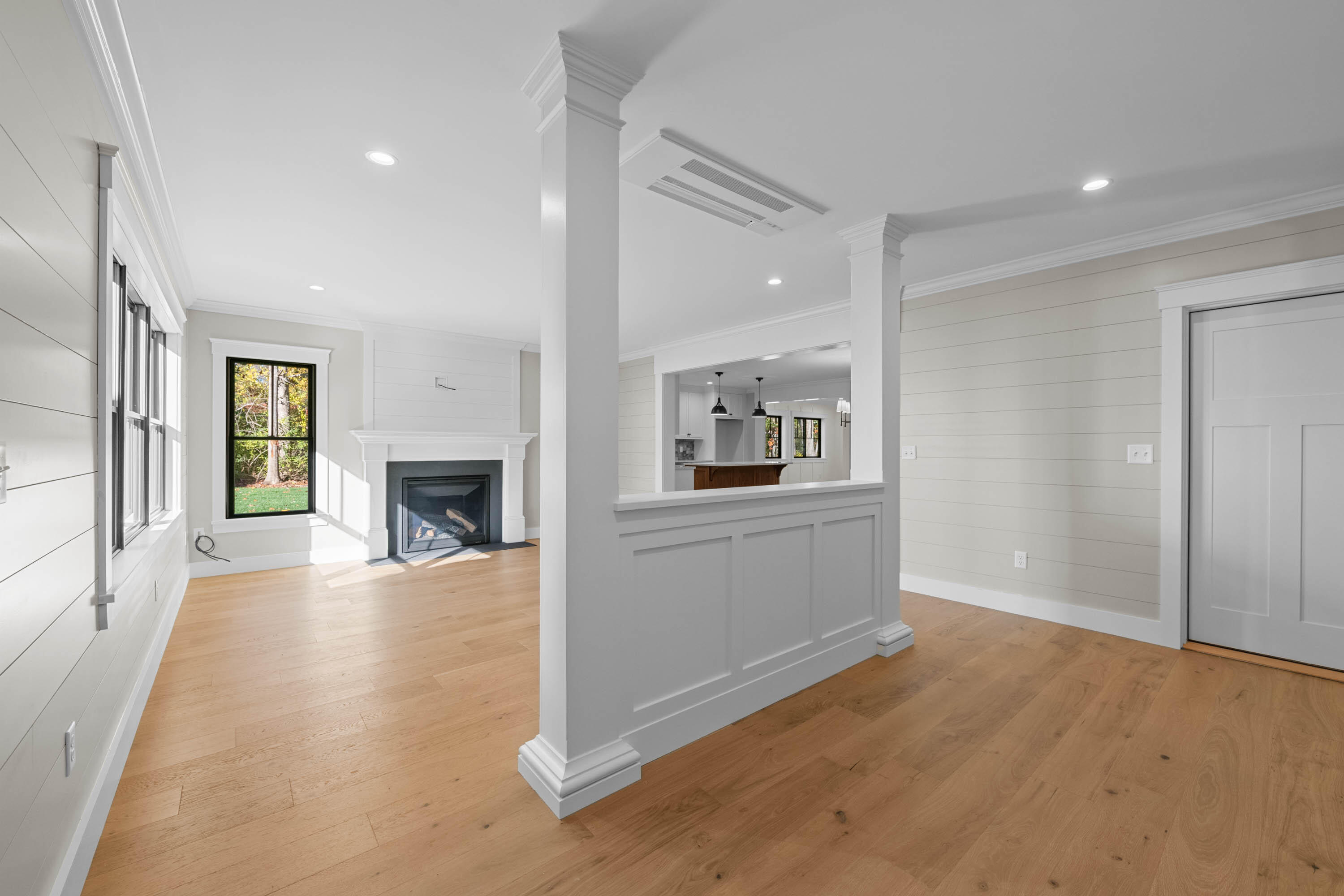 142 Main Street Kennebunkport, ME 04046 - Photo 13 of 57 pic-9