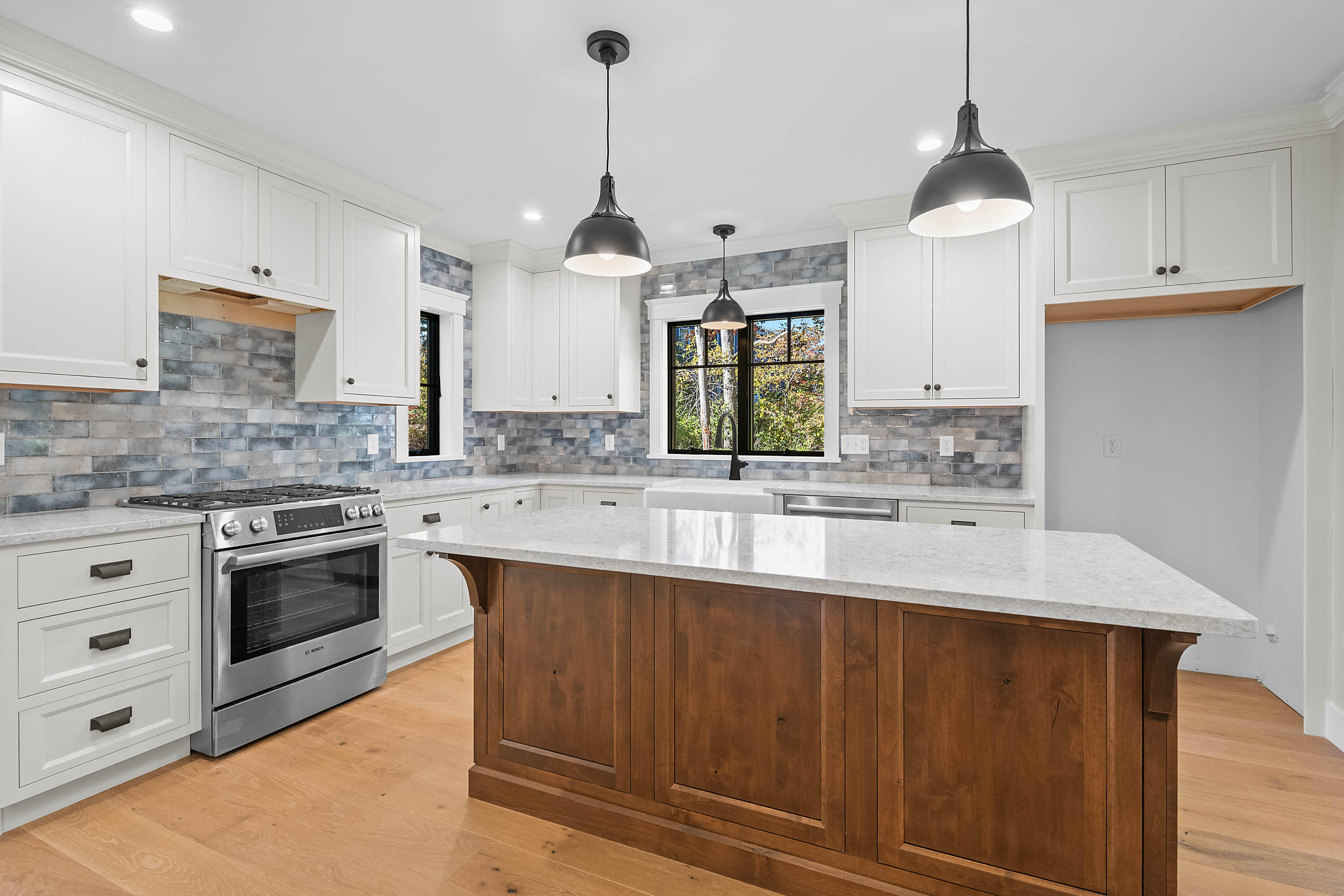 142 Main Street Kennebunkport, ME 04046 - Photo 18 of 57 pic-15