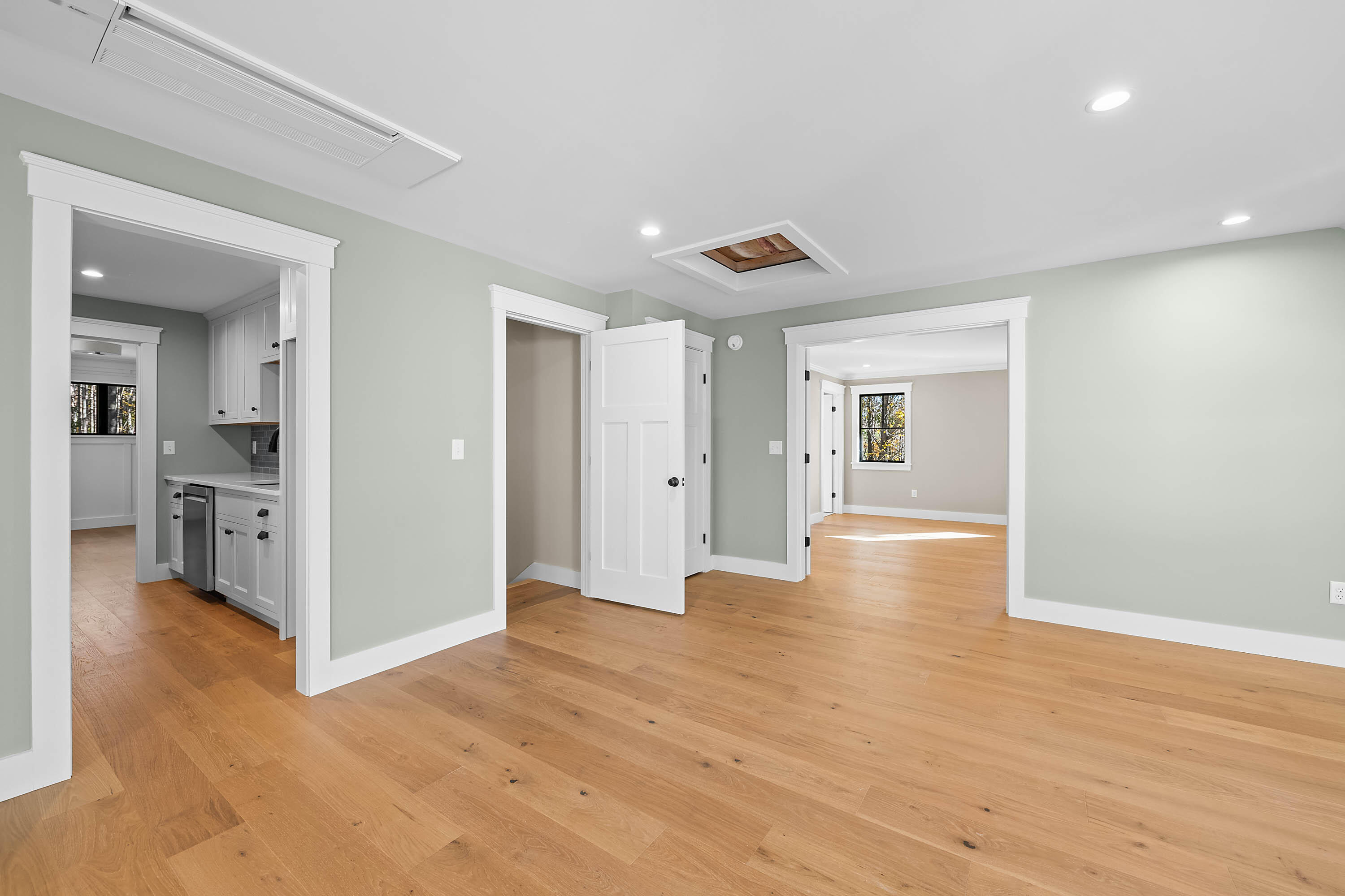 142 Main Street Kennebunkport, ME 04046 - Photo 37 of 57 pic-34