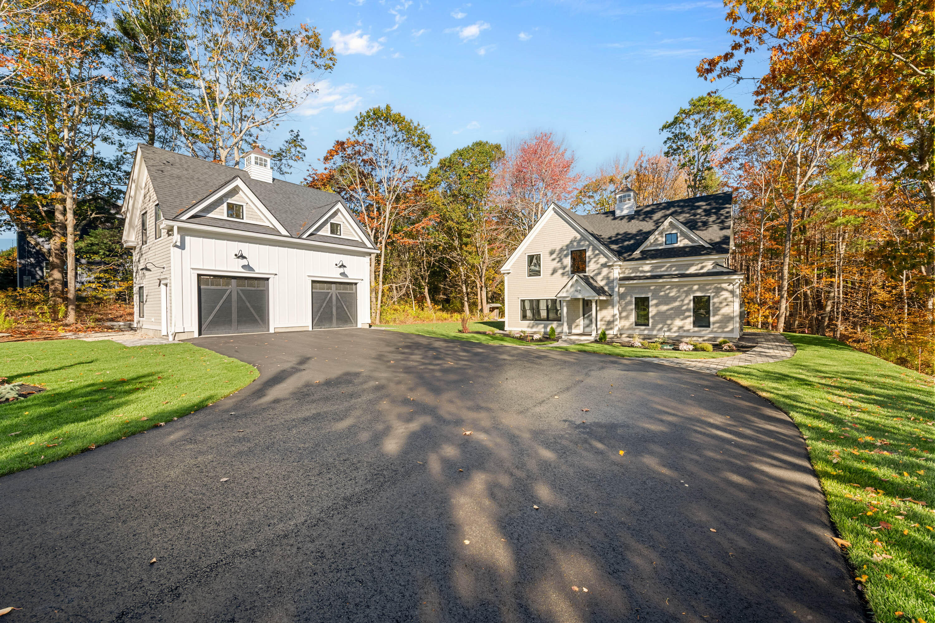 142 Main Street Kennebunkport, ME 04046 - Photo 4 of 57 pic-2