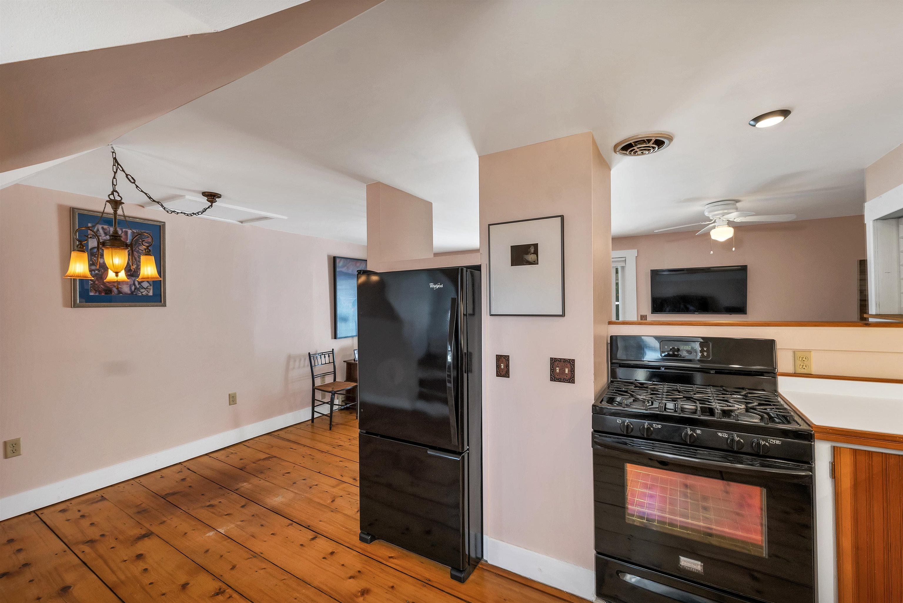 6 On The Common, Unit 5 Lyme, NH 03768 - Photo 17 of 51