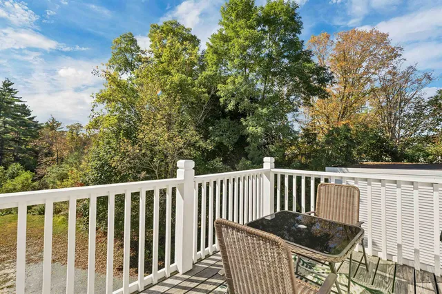 $345,000 | 6 On The Common, Unit 5, Lyme, NH 03768