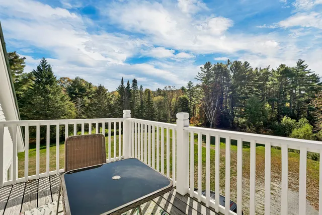 $345,000 | 6 On The Common, Unit 5, Lyme, NH 03768