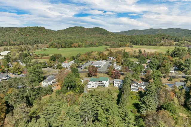 $345,000 | 6 On The Common, Unit 5, Lyme, NH 03768