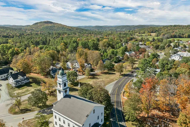 $345,000 | 6 On The Common, Unit 5, Lyme, NH 03768