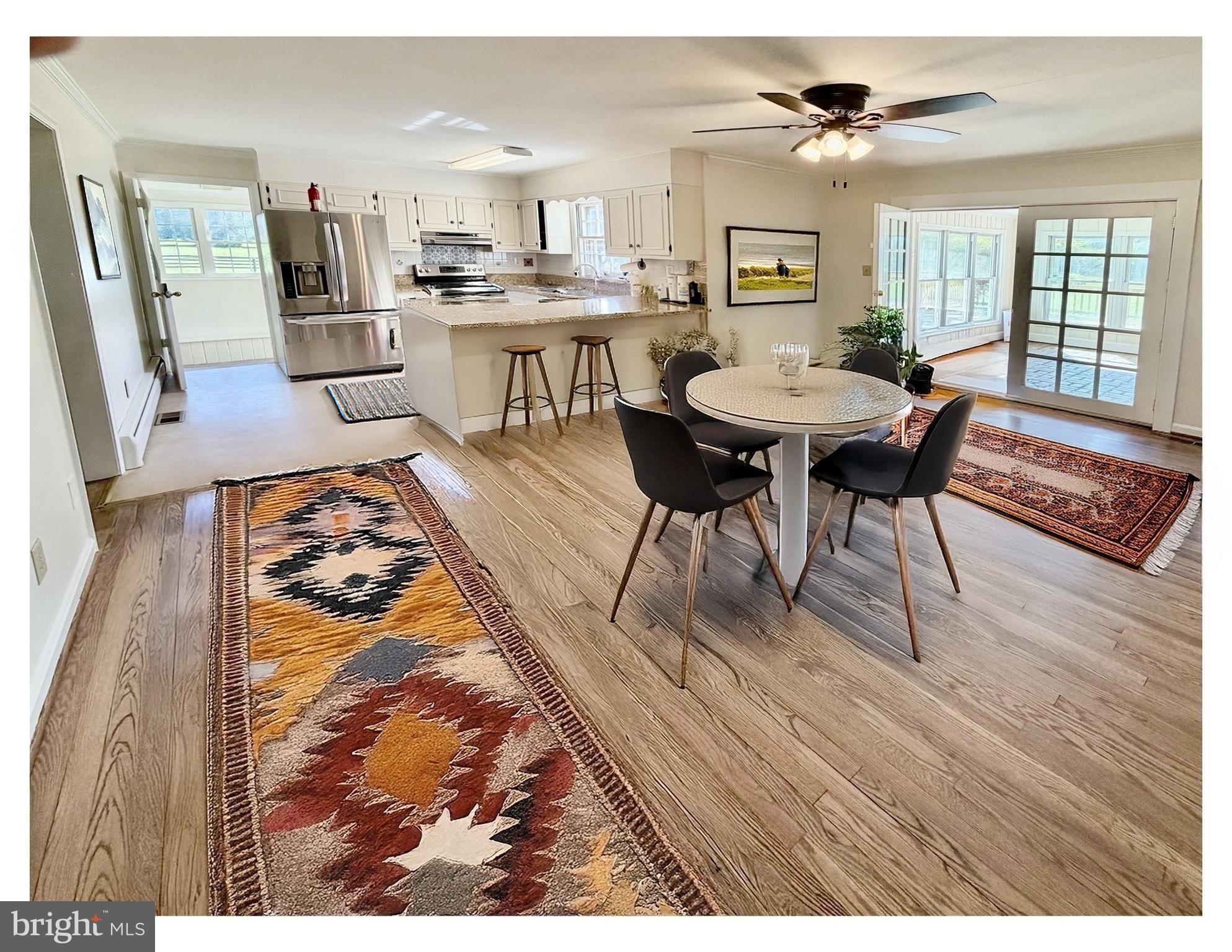 9248 Springs Road Warrenton, VA 20186 - Photo 7 of 21 Kitchen / breakfast