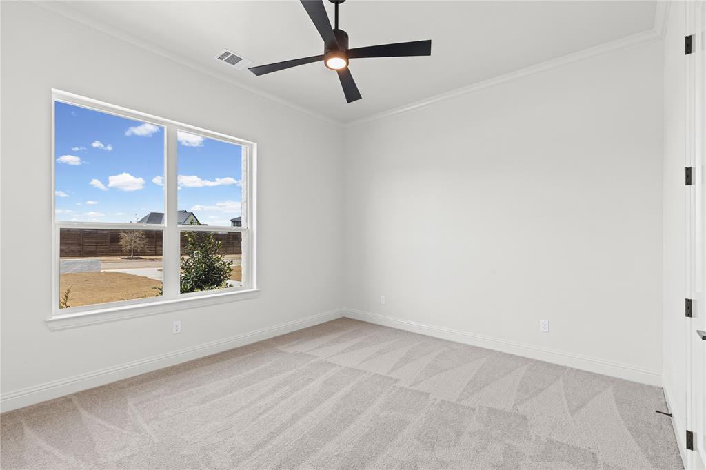 4720 Magnolia Trail Midlothian, TX 76065 - Photo 30 of 40 an empty room with a window