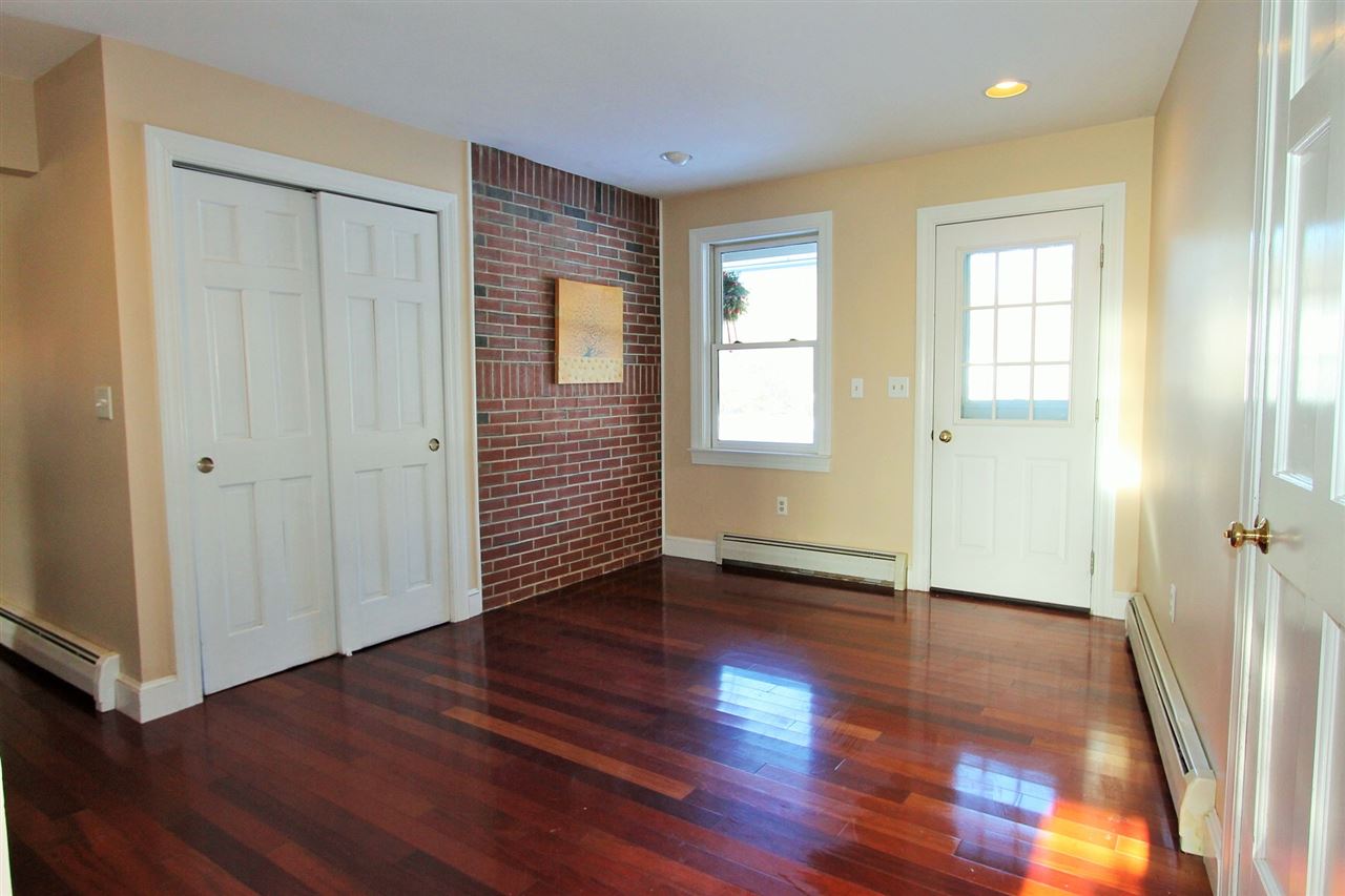 30 Picadilly Road Hampstead, NH 03841 - Photo 20 of 40