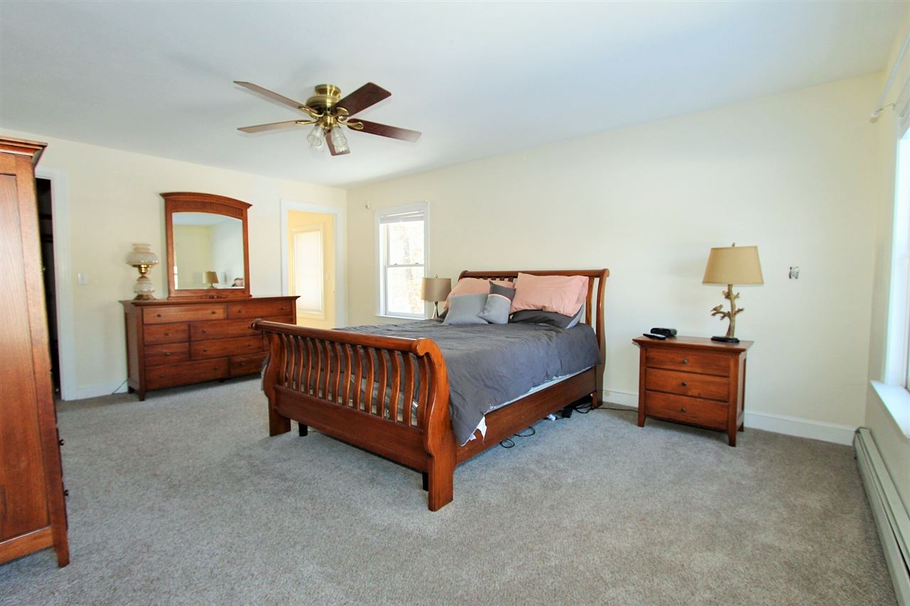 30 Picadilly Road Hampstead, NH 03841 - Photo 26 of 40