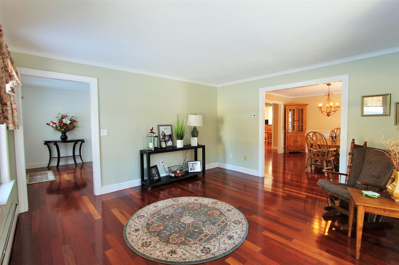 30 Picadilly Road Hampstead, NH 03841 - Photo 5 of 40